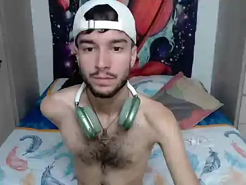 Snapshot of Adrien_polo chatting on July 17, 2026, 3:31 pm Adrien polo online show from July 17, 2026, 3:31 pm