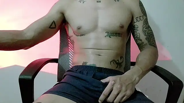 srghost333 online show from April 16, 2026, 3:40 am