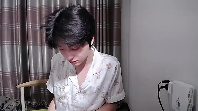 Snapshot of XIAOZHU-01 chatting on July 13, 2026, 4:17 pm XIAOZHU-01 online show from July 13, 2026, 4:17 pm