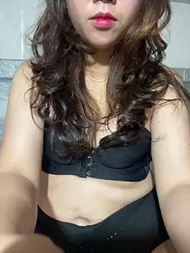 Dona cute online show from April 22, 2026, 1:01 am