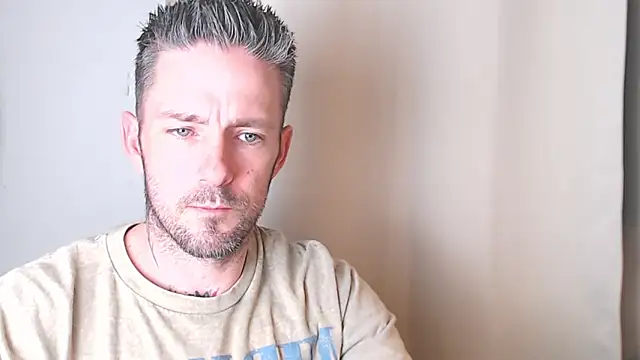 SkylarrGrey online show from March 26, 2026, 6:22 am