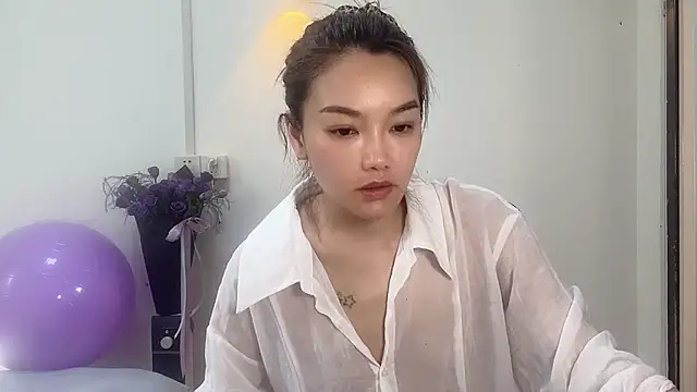 leilei998 online show from April 10, 2026, 7:37 am