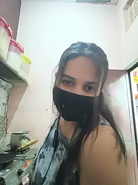 REENA-STRIP online show from May 16, 2026, 6:45 am