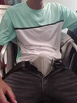 Skinboy06 online show from July 18, 2026, 12:03 pm