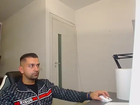 BryceReign online show from April 11, 2026, 4:09 am