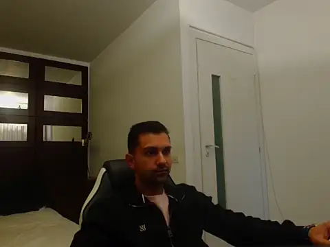 BryceReign online show from April 5, 2026, 4:19 am