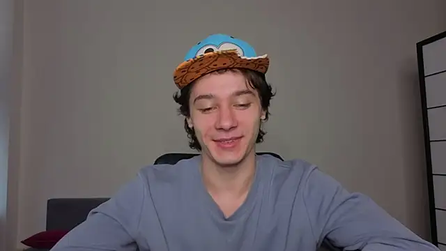 KevinStrike online show from April 8, 2026, 1:23 pm