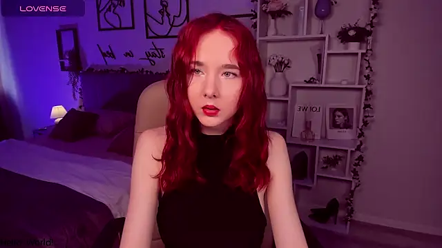 Snapshot of MarilynFire chatting on May 9, 2026, 9:23 am MarilynFire online show from May 9, 2026, 9:23 am