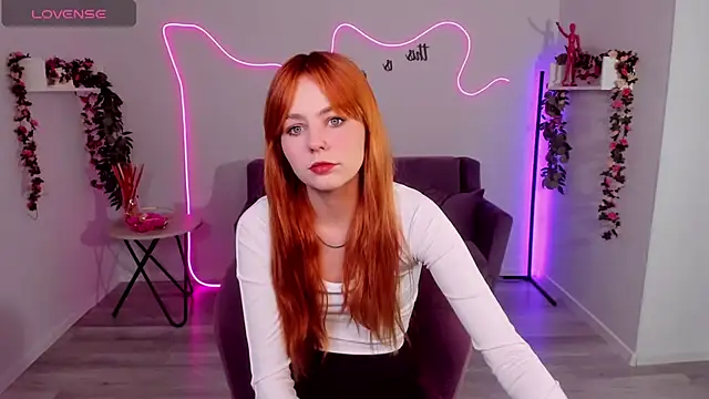 MiaSensitive online show from April 1, 2026, 12:17 pm