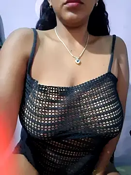 Snapshot of emily_fox01 chatting on June 24, 2026, 4:00 am emily fox01 online show from June 24, 2026, 4:00 am