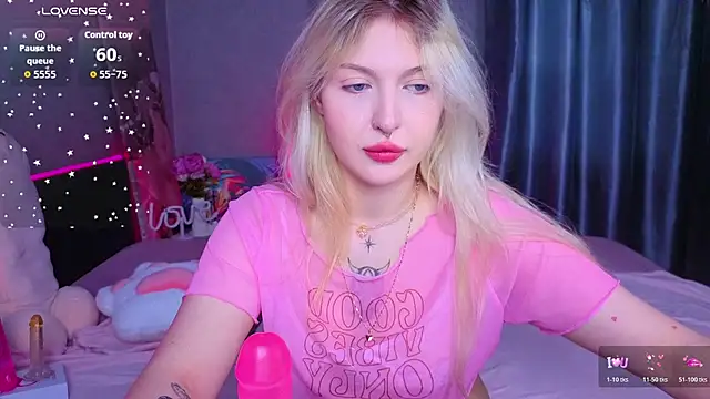 BlondieSummer online show from May 22, 2026, 3:10 pm