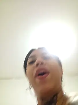 millacavalona09 online show from March 20, 2026, 12:22 am