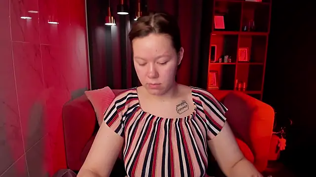 Vanessa ama online show from March 28, 2026, 1:56 pm