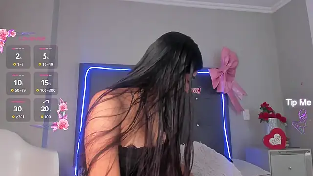 mia gomez7 online show from March 27, 2026, 12:39 pm