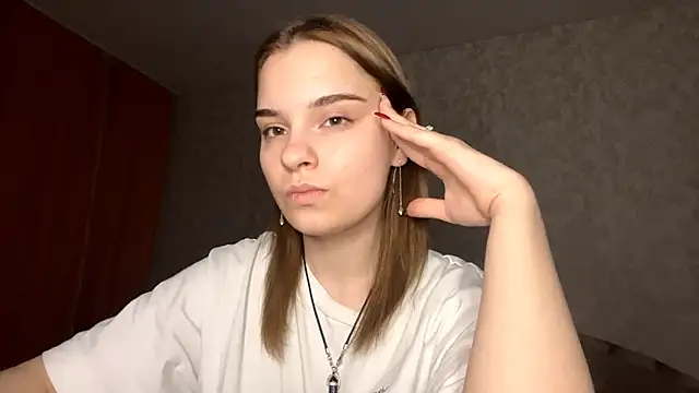 SageFennell online show from April 16, 2026, 5:03 pm