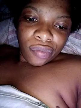 Smalltitiesxxx online show from April 12, 2026, 2:48 am