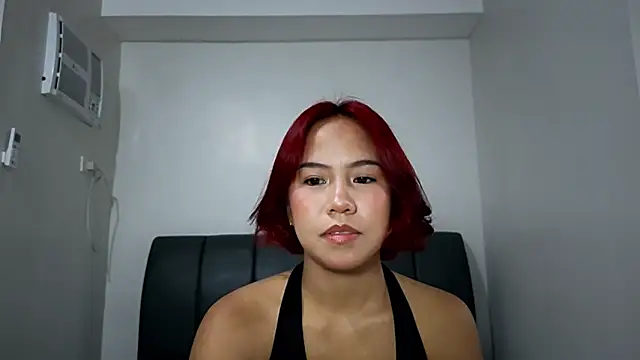 misscutee online show from April 17, 2026, 1:14 pm