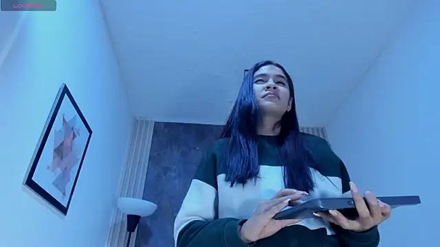 alina sauvage online show from April 14, 2026, 11:26 am