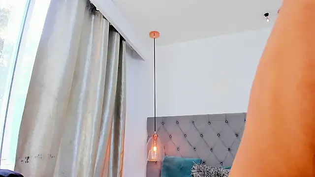 your d0ll1 online show from March 26, 2026, 1:20 pm