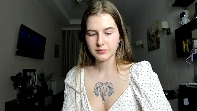 OhMyAlice online show from April 15, 2026, 9:48 pm