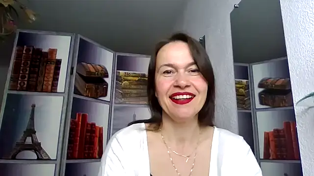 Selena Moo online show from April 6, 2026, 8:48 am