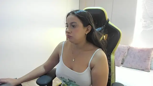 kira relish online show from April 11, 2026, 11:03 am