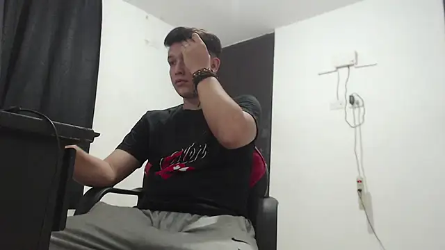 Lucifeeeer 666 online show from April 24, 2026, 7:49 pm