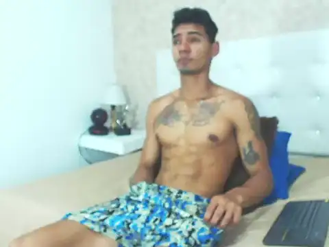 Dominic Blaze online show from April 8, 2026, 6:53 pm