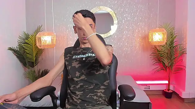 Gio carangi online show from April 8, 2026, 3:08 am