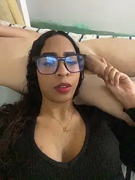 Midnightcatt online show from April 18, 2026, 10:21 pm