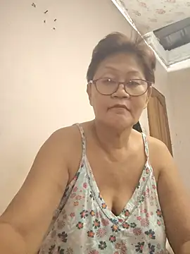 Sunflower1956 online show from June 30, 2026, 7:25 pm