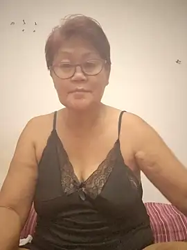 Sunflower1956 online show from May 31, 2026, 6:31 pm