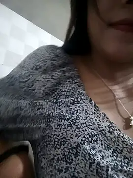 Personality-girl- online show from April 1, 2026, 2:24 am