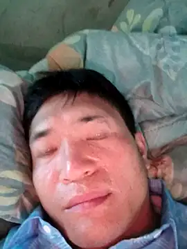 Snapshot of Sutinh85 chatting on March 30, 2026, 7:43 am Sutinh85 online show from March 30, 2026, 7:43 am