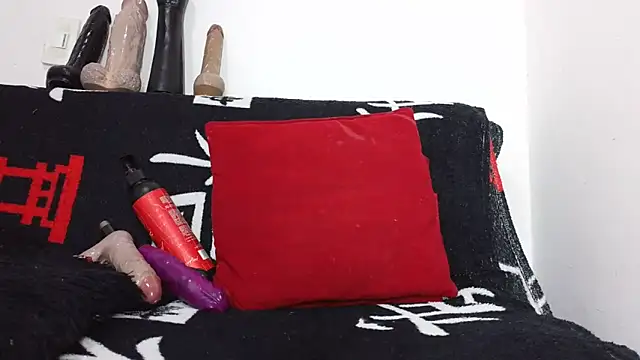 SCARLETTTX online show from June 4, 2026, 1:05 pm