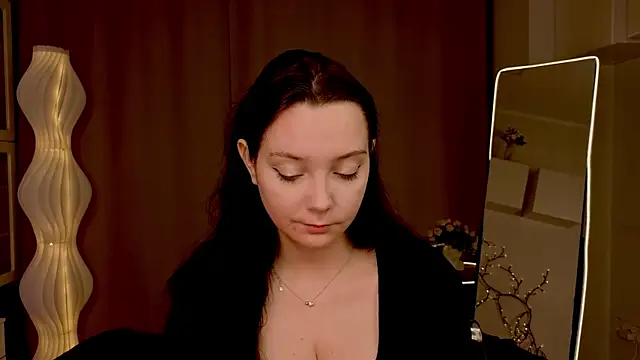 KaraNeagle online show from April 7, 2026, 6:15 am