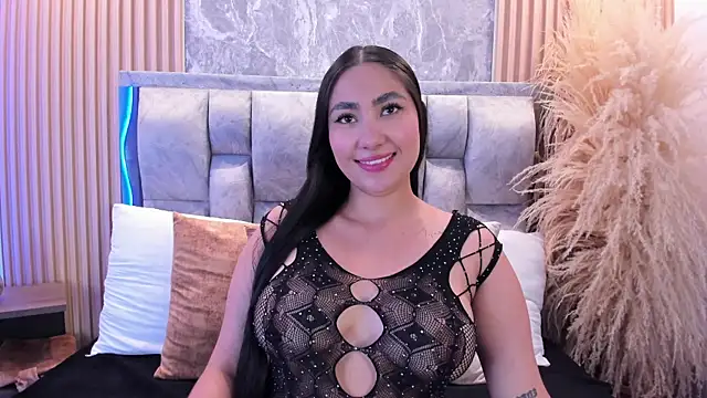 Snapshot of Sulay_Kim chatting on July 15, 2026, 7:43 pm Sulay Kim online show from July 15, 2026, 7:43 pm