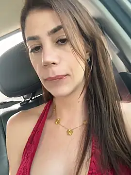 zelyramonvielly online show from April 9, 2026, 4:35 pm