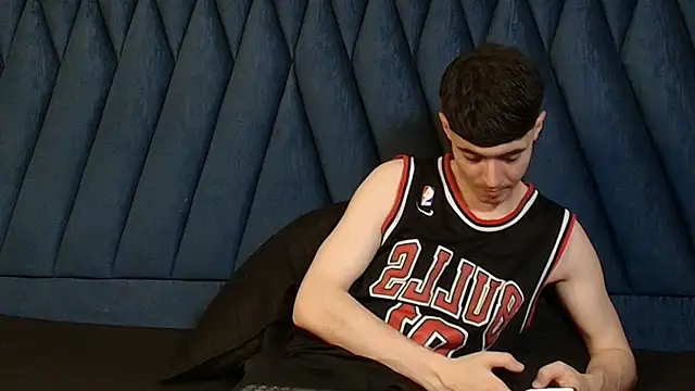 lio     online show from April 2, 2026, 3:24 am