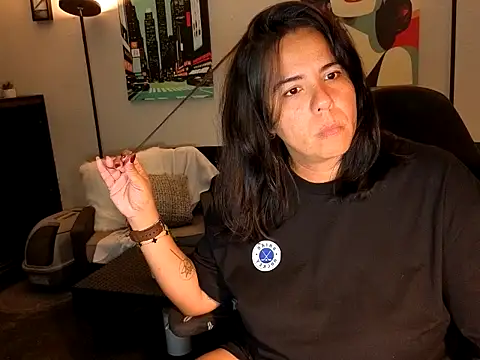 HannaJonns online show from June 8, 2026, 3:29 am