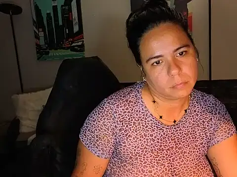 HannaJonns online show from June 18, 2026, 7:18 am