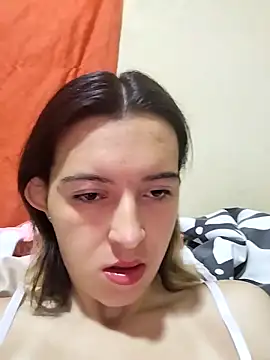 Snapshot of Greta_silber26 chatting on April 16, 2026, 3:24 pm Greta silber26 online show from April 16, 2026, 3:24 pm
