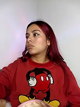 EmiilyFoxx090 online show from April 14, 2026, 5:34 am