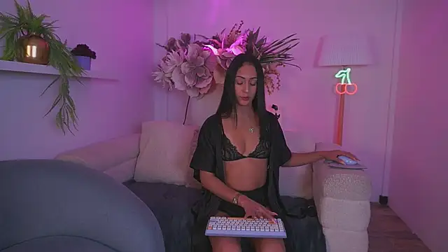 Mia patrick1 online show from March 28, 2026, 11:22 am