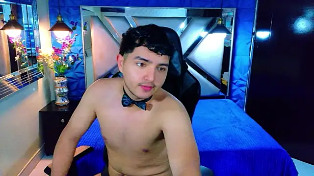 Oliver Jamees online show from April 17, 2026, 12:41 pm