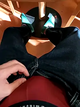 Fun yacine online show from April 17, 2026, 7:44 am