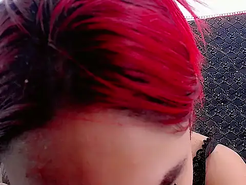 Salome bichtxx online show from April 16, 2026, 9:39 pm