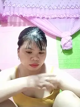 Snapshot of Dumi_009 chatting on June 7, 2026, 10:42 am Dumi 009 online show from June 7, 2026, 10:42 am