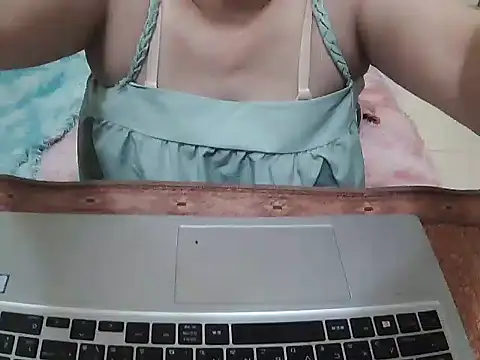 Sara sesy online show from March 22, 2026, 1:23 pm