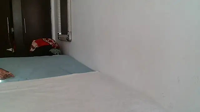 Lucia-boobs online show from April 5, 2026, 1:07 pm